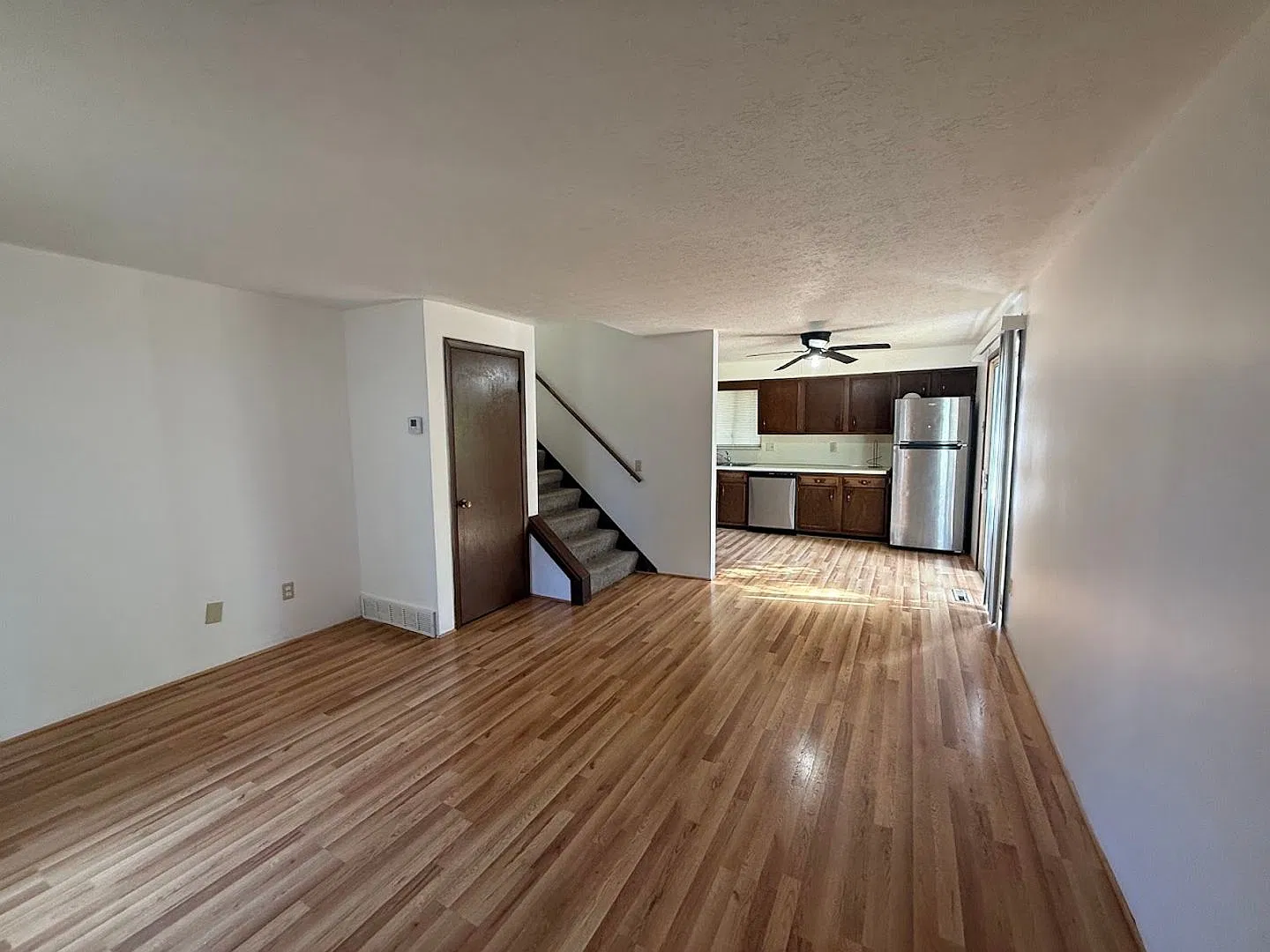 138 Overmont Ave SW — Photo 2