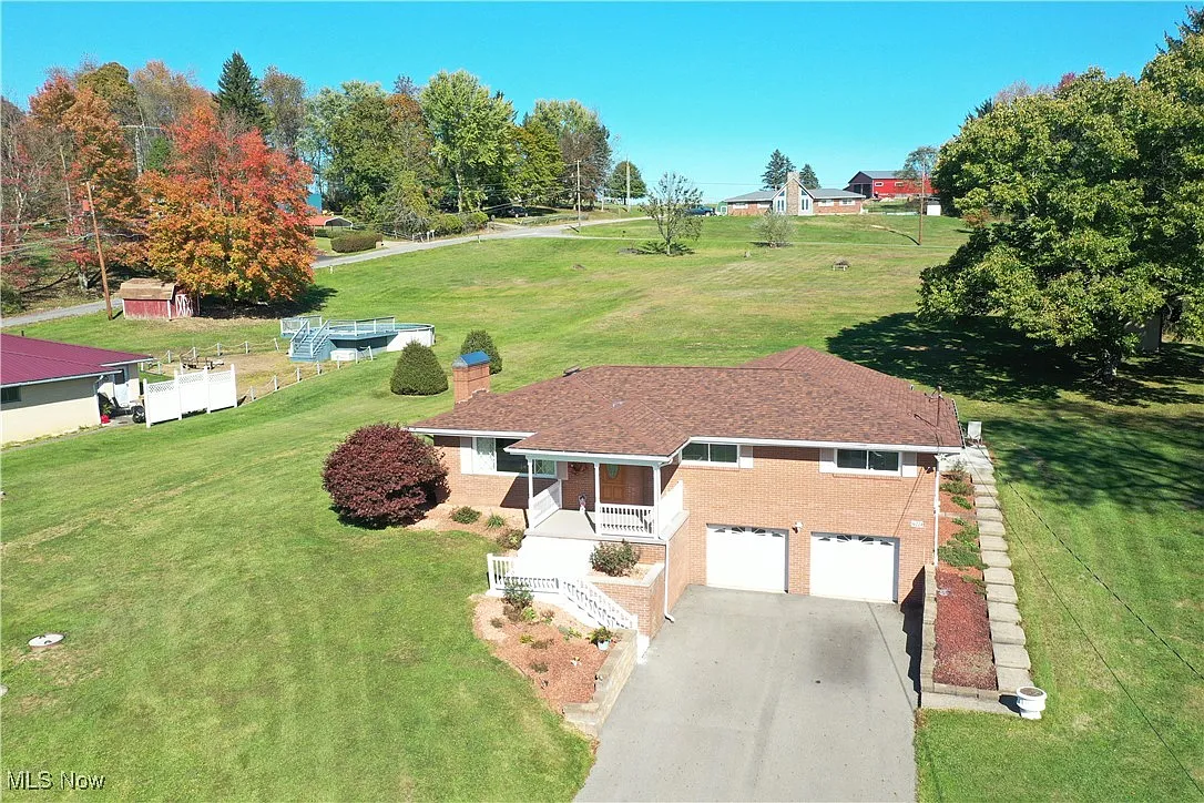 16224 Taggart Dr photo 1