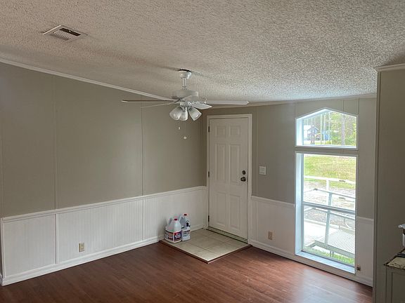 2nd image of 9740 Dillon Ave
