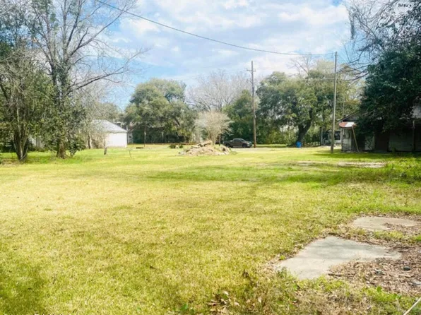 511 3rd St, Franklin, LA 70538