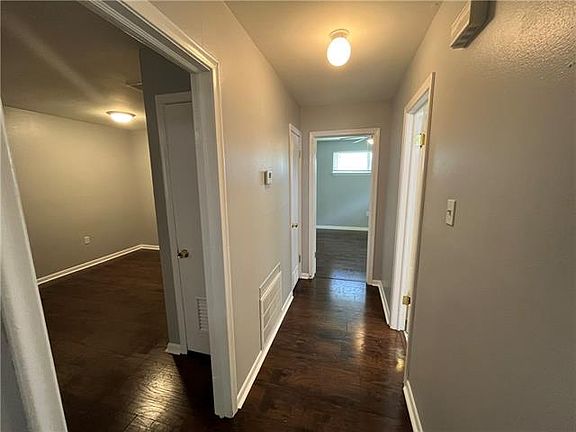 5th image of 222 W Morales St APT D
