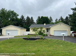 5411 Marsh Rd, Haslett, MI 48840