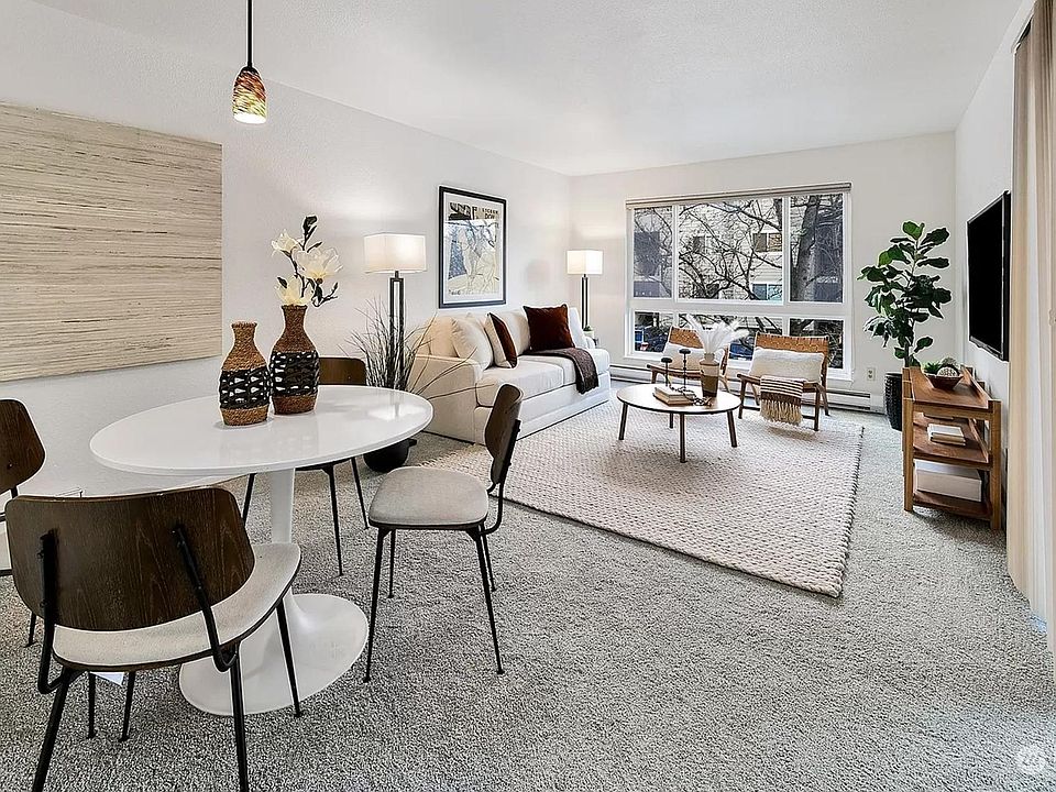 1st image of 5834 NE 75th St Unit B201