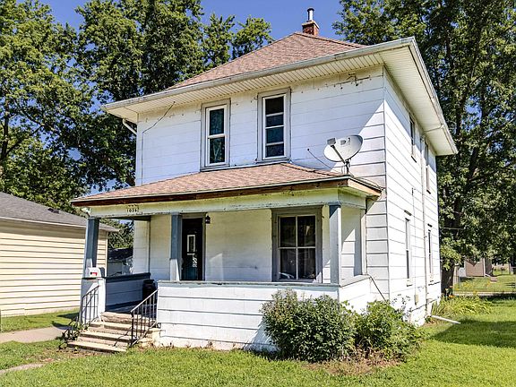 2nd image of 1026 Riehl St