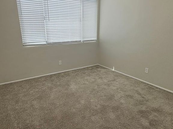 5th image of 1708 Sherman Pl APT 8