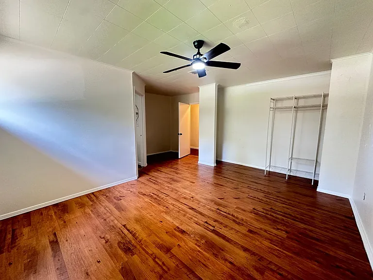 1008 Francais Dr — Photo 19