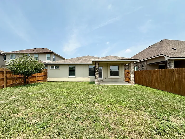3312 Lorne Dr — Photo 32
