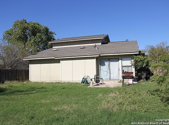 3rd image of 9718 Adams Hill Dr
