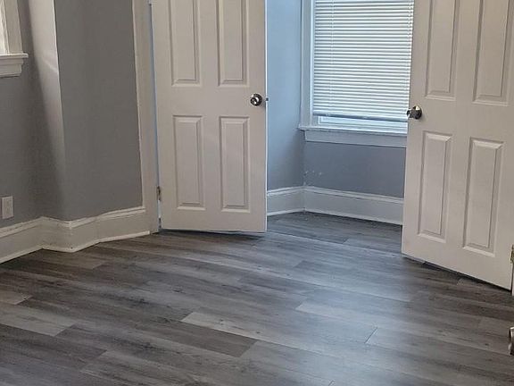 4th image of 4545 N 13th St Floor 2