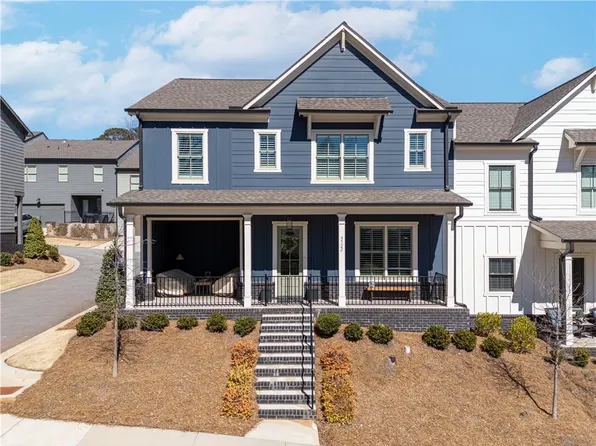 5722 Main St, Flowery Branch, GA 30542