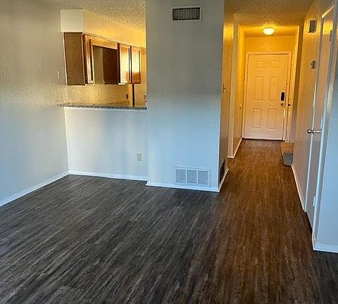 5th image of 105 S Las Vegas Trl #4