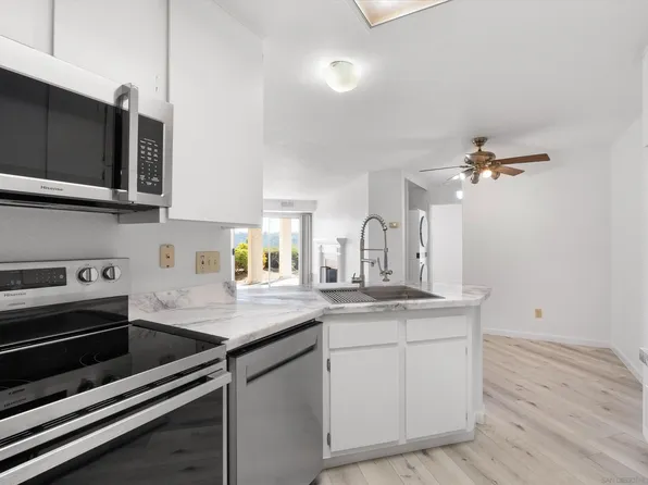 7087 Camino Degrazia Unit 141, San Diego, CA 92111