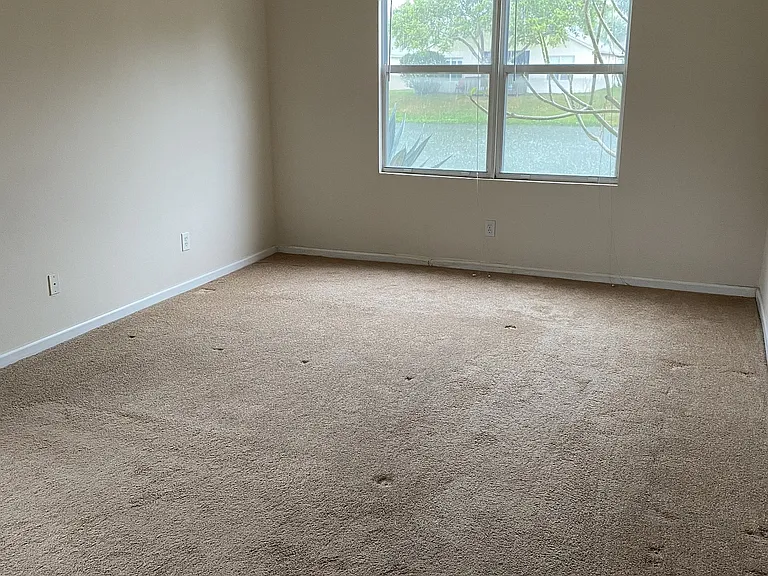 481 Cressa Cir — Photo 4