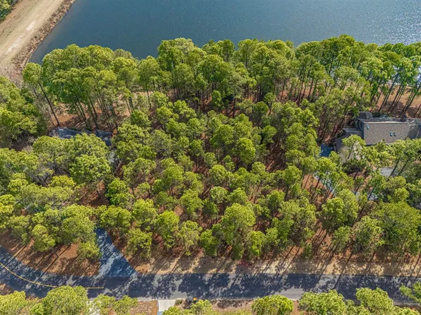 13 Abington Dr, Pinehurst, NC 28374