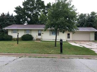 2015 Dan Bur Dr, Estherville, IA 51334
