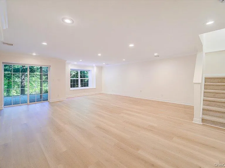 6204 High Ridge Ct — Photo 39