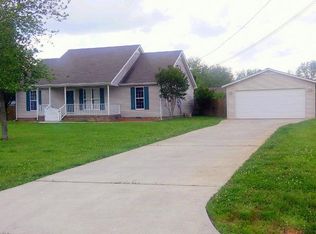 13 Amberwood Rd, Fayetteville, TN 37334