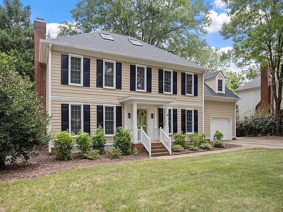 3rd image of 2216 Durweston Ct