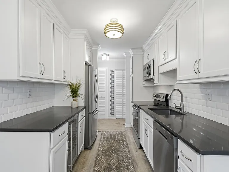110 Southport Woods Dr #110 — Photo 11