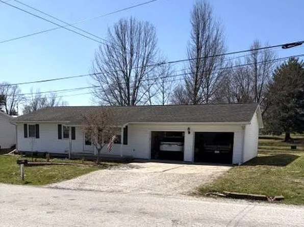 913 N Orchard St, Pittsfield, IL 62363