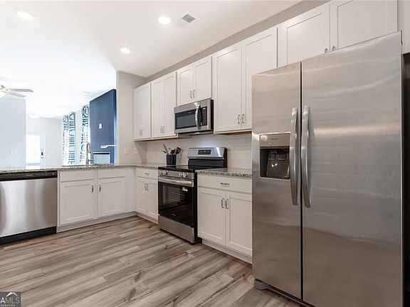 7th image of this home