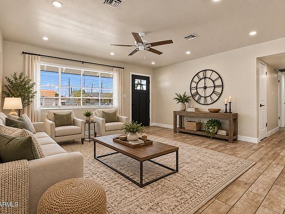 2nd image of 3112 N 37th Avenue