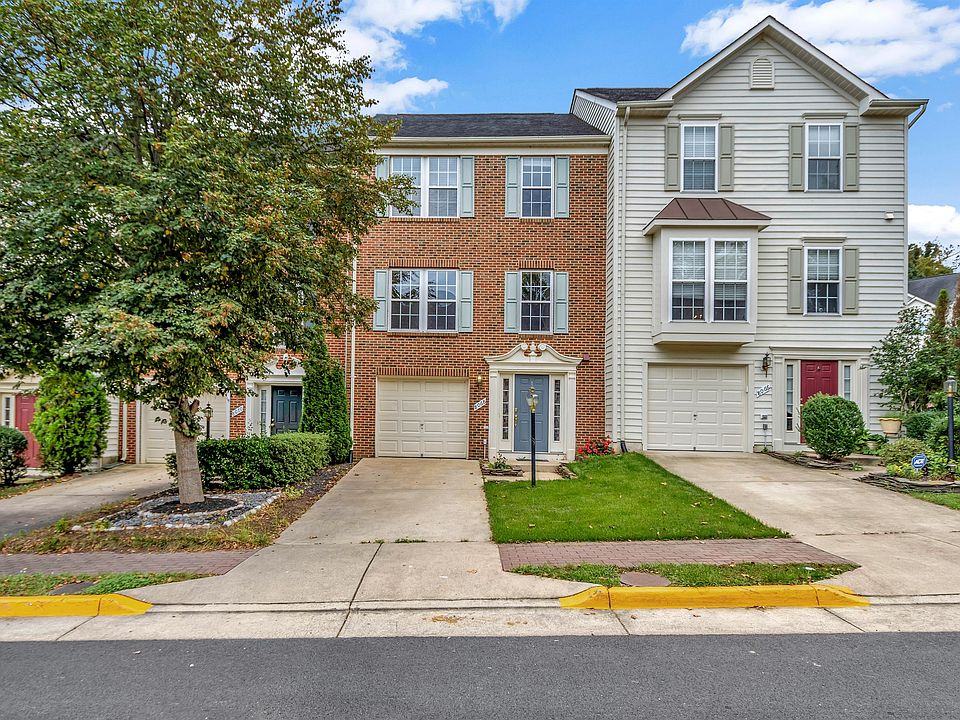 1st image of 8068 Horseshoe Cottage Cir #1
