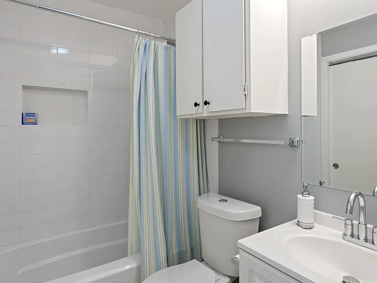 10401 Burmaster Ln #A — Photo 21