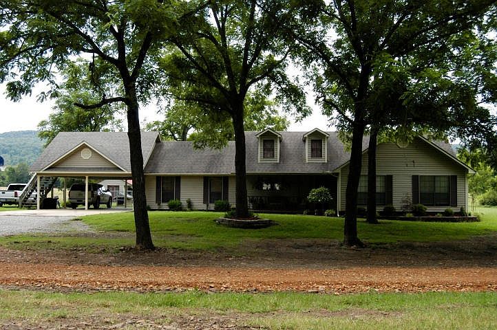 Country Living at its best!