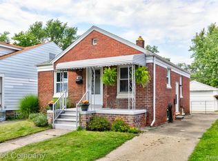 831 E Webster St, Ferndale, MI 48220