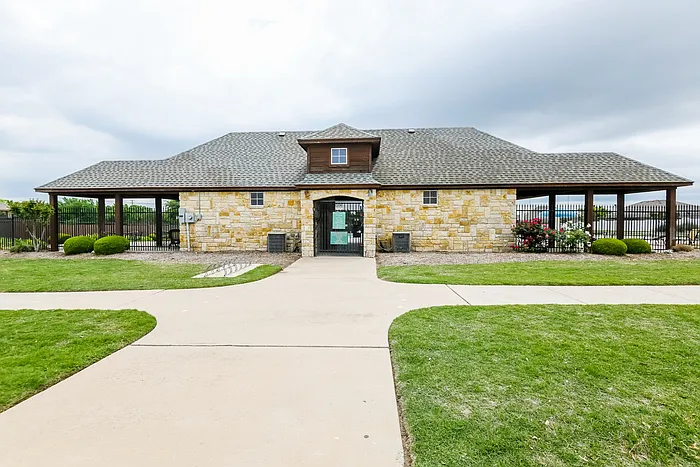 1658 Stetson Dr — Photo 18