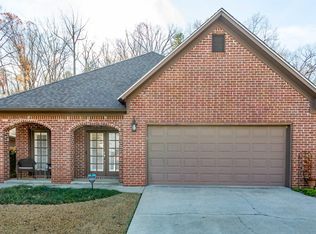 147 Narrows Creek Dr, Birmingham, AL 35242