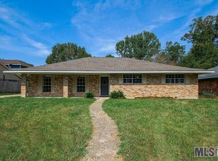 9233 Bramble Dr, Baton Rouge, LA 70818