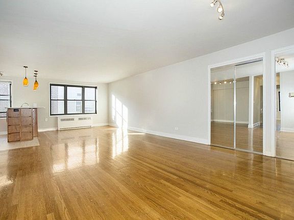 2nd image of 530 W 236th St APT 5J