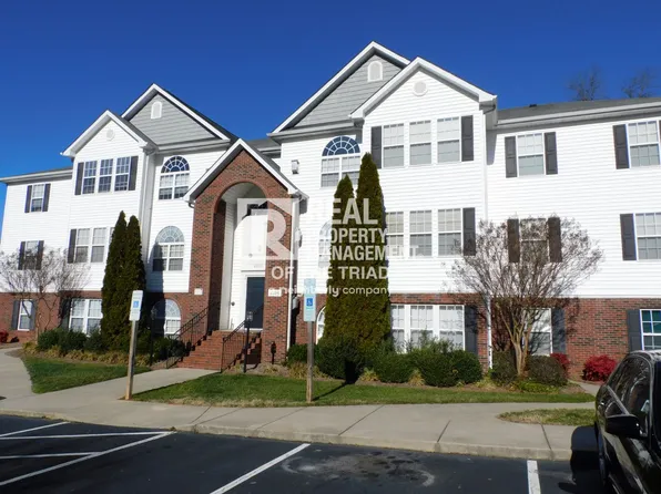 4325-3D Cedarcroft Ct, Greensboro, NC 27409