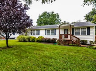 207 Mimosa Ave, Colonial Beach, VA