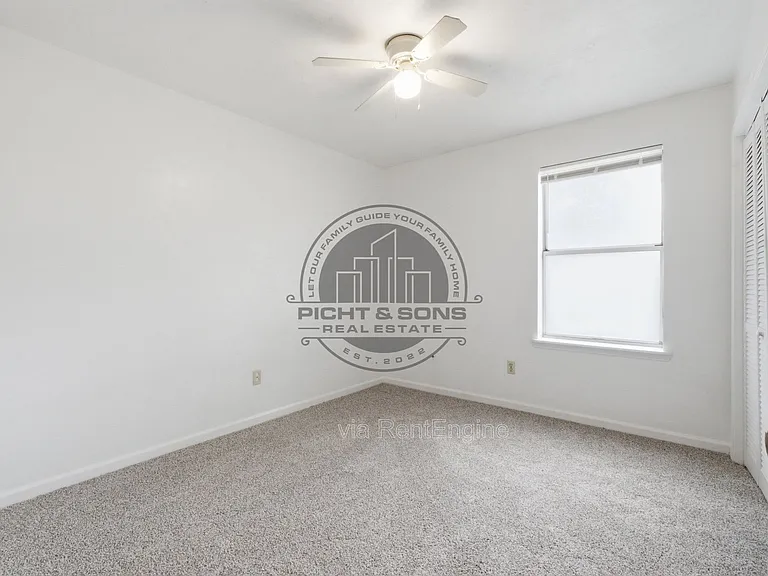 1818 Sylvan Ct #D — Photo 10
