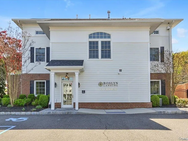 402 Grist Mill Cir — Photo 22