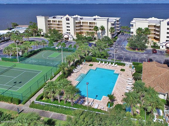 5th image of 7128 Marbella Ct Unit 402