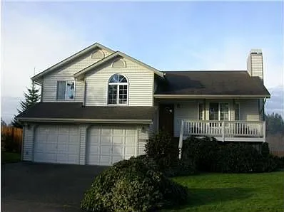 26245 Montera Loop NE photo 1