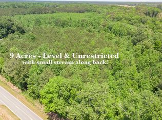 1755 Indian Woods Rd, Windsor, NC 27983