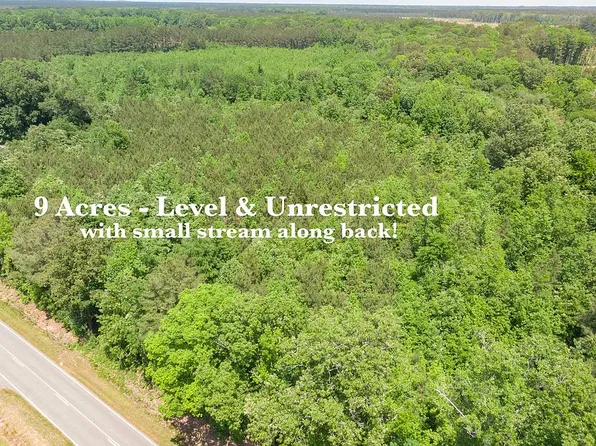 1755 Indian Woods Rd, Windsor, NC 27983