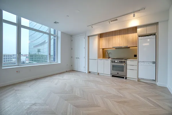 Rented by Serene Powers Real Estate LLC | media 13