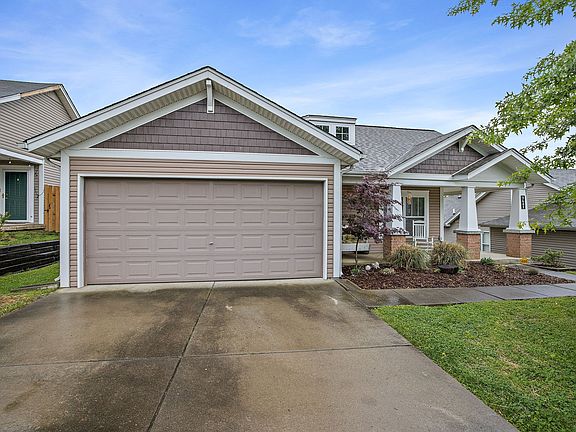 3rd image of 3641 Crossbrooke Dr
