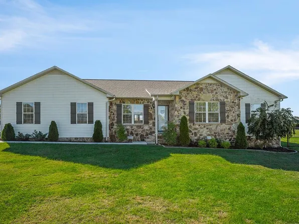 4004 Charlton Sq, Cookeville, TN 38501