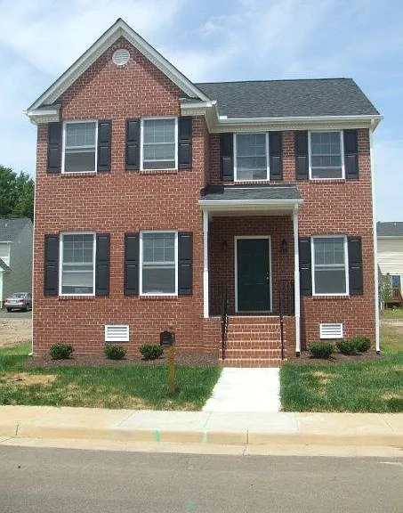 605 S Allen Ave — Photo 1