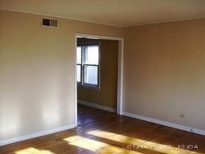 4th image of 252 E Palmer Ave