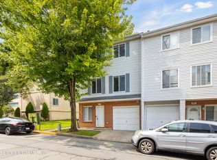 129 Ilyssa Way, Staten Island, NY 10312