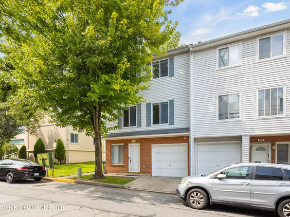 129 Ilyssa Way, Staten Island, NY 10312