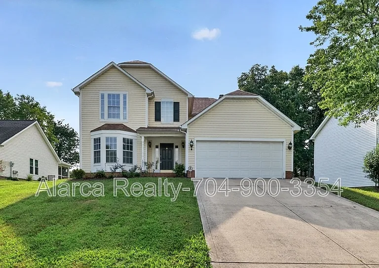 1901 Misty Vale Rd — Photo 1